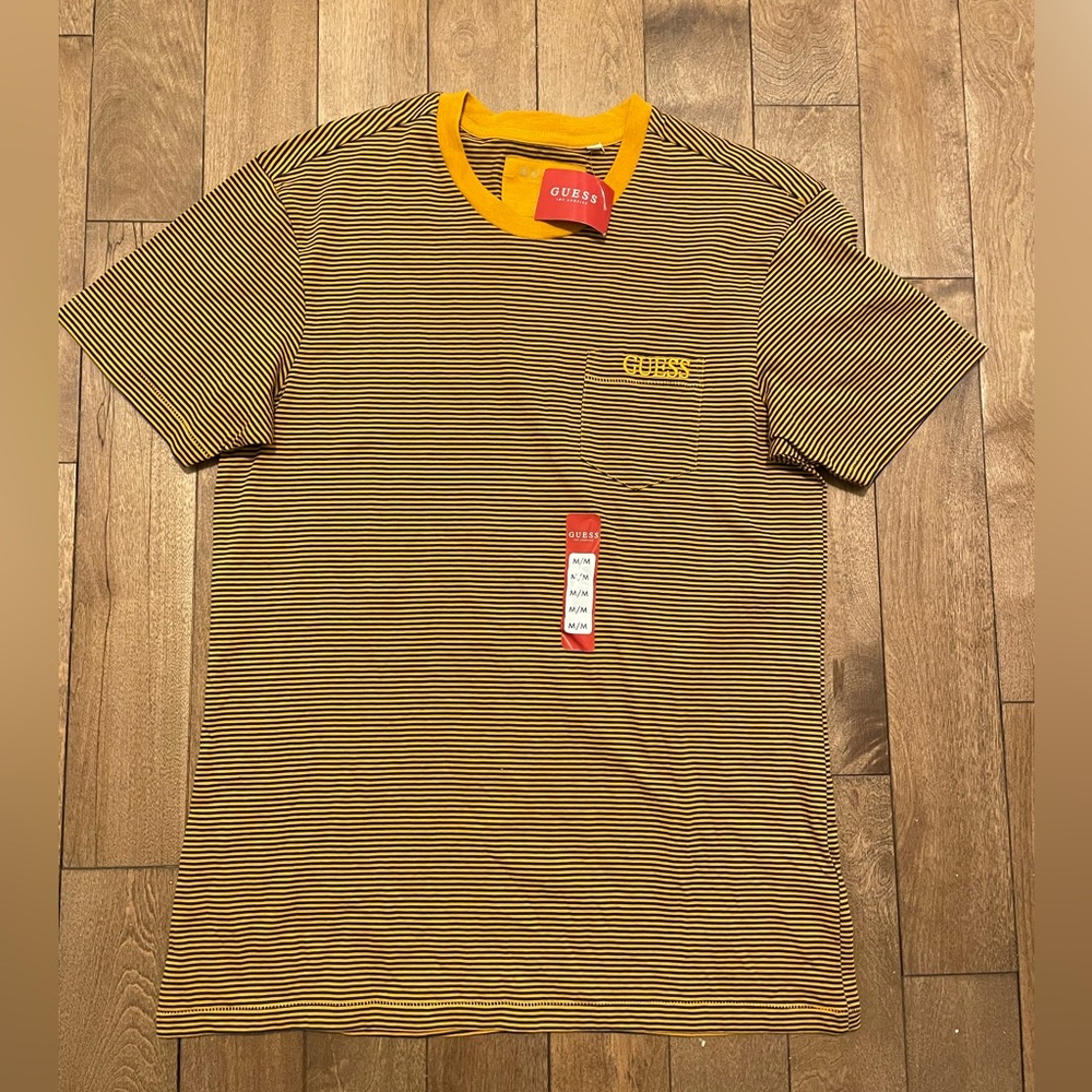 Guess T-shirt NWT